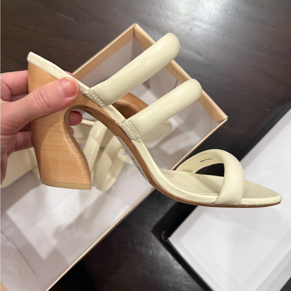 Vince Cream Sandals